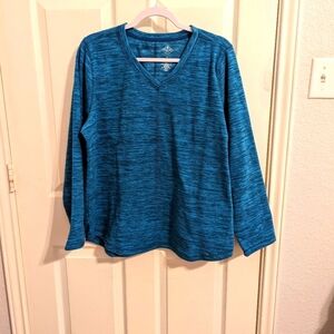 🩵3/$15 NWT St. John's Bay Women's VNeck Long Sleeve Top